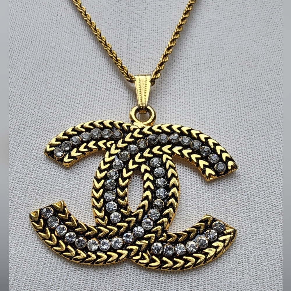 Auth Chanel necklace 1